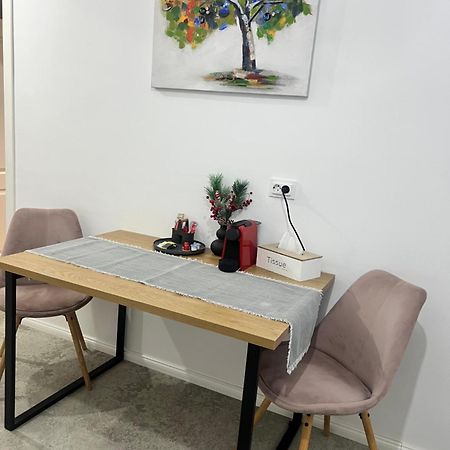 Astra 1Bedroom Braşov Extérieur photo